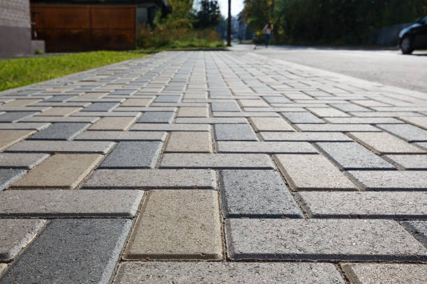 Best Local Driveway Pavers  in Highland Park, IL