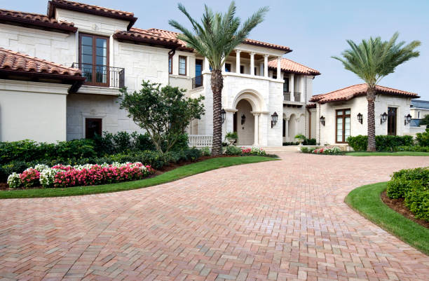 Best Concrete Paver Driveway  in Highland Park, IL